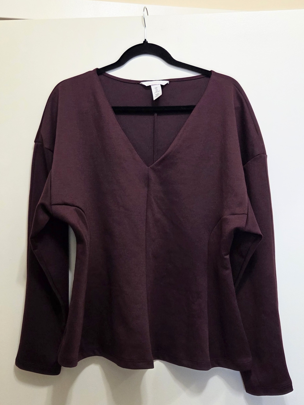 H&M Burgundy Defined-Waist Scuba Top L